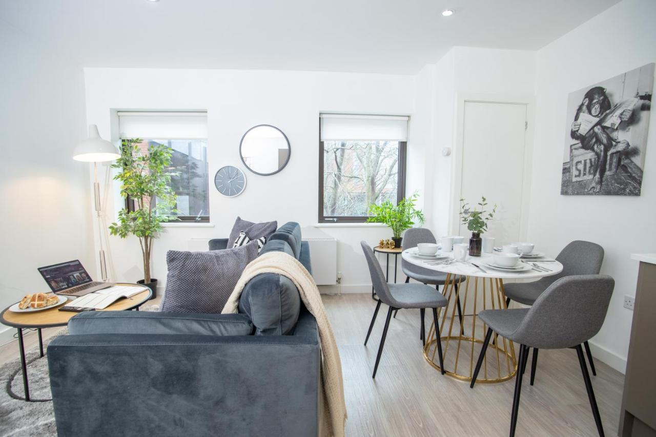 Pembroke House Apartments Exeter For Families Business Relocation Free Parking מראה חיצוני תמונה