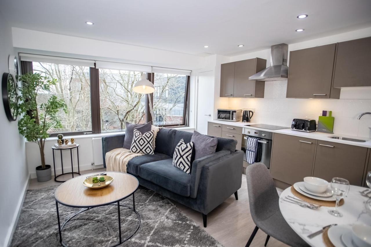 Pembroke House Apartments Exeter For Families Business Relocation Free Parking מראה חיצוני תמונה