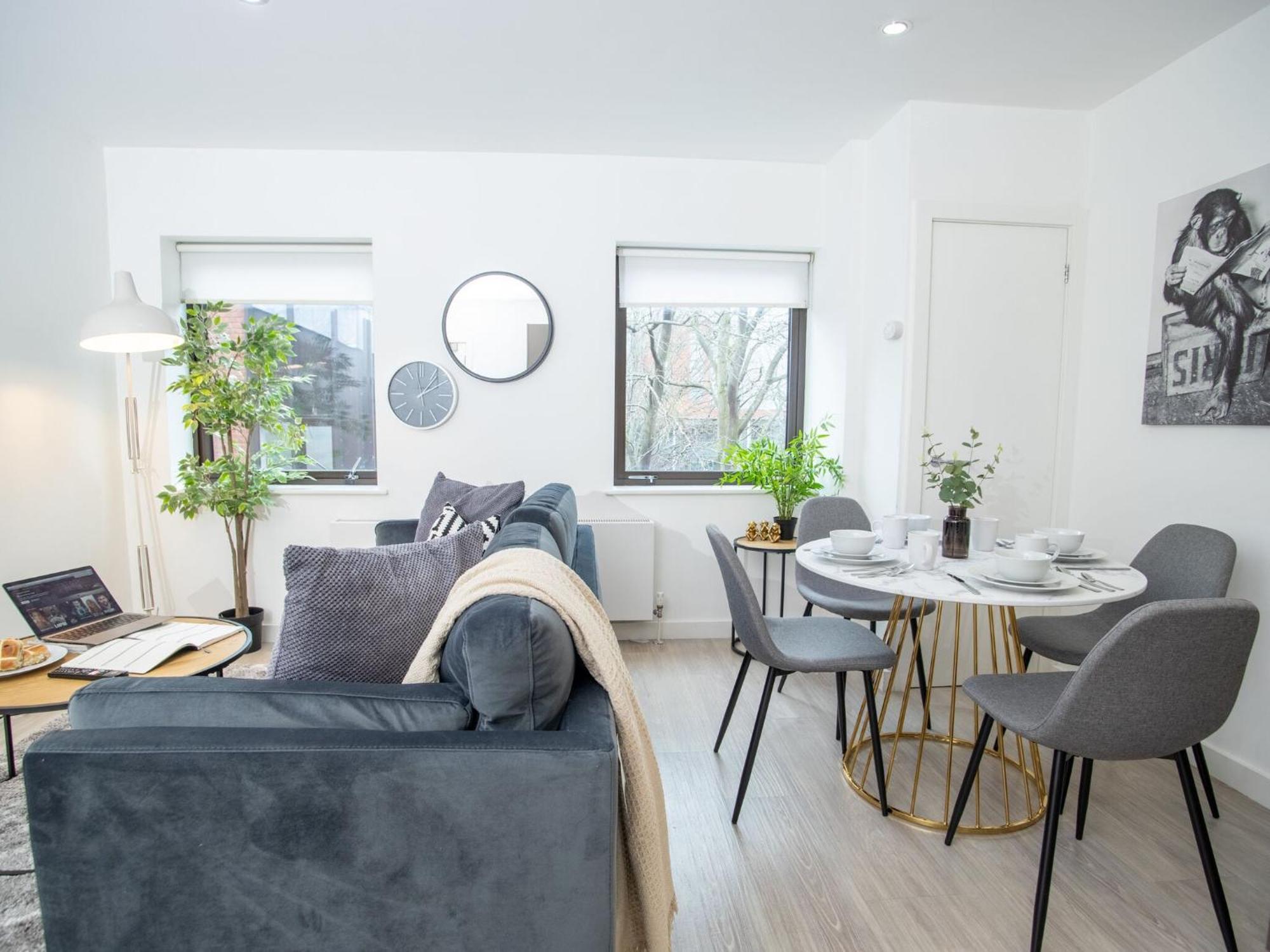 Pembroke House Apartments Exeter For Families Business Relocation Free Parking מראה חיצוני תמונה